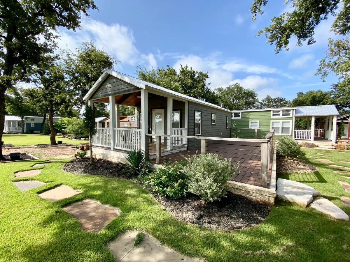 Resort At Fredericksburg Unit 6 Rocky Hill Exterior photo