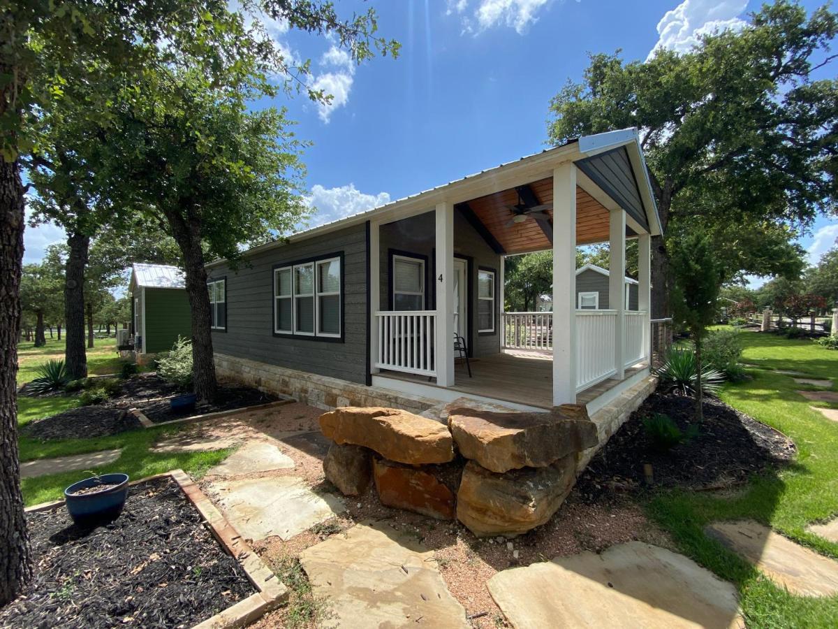 Resort At Fredericksburg Unit 6 Rocky Hill Exterior photo